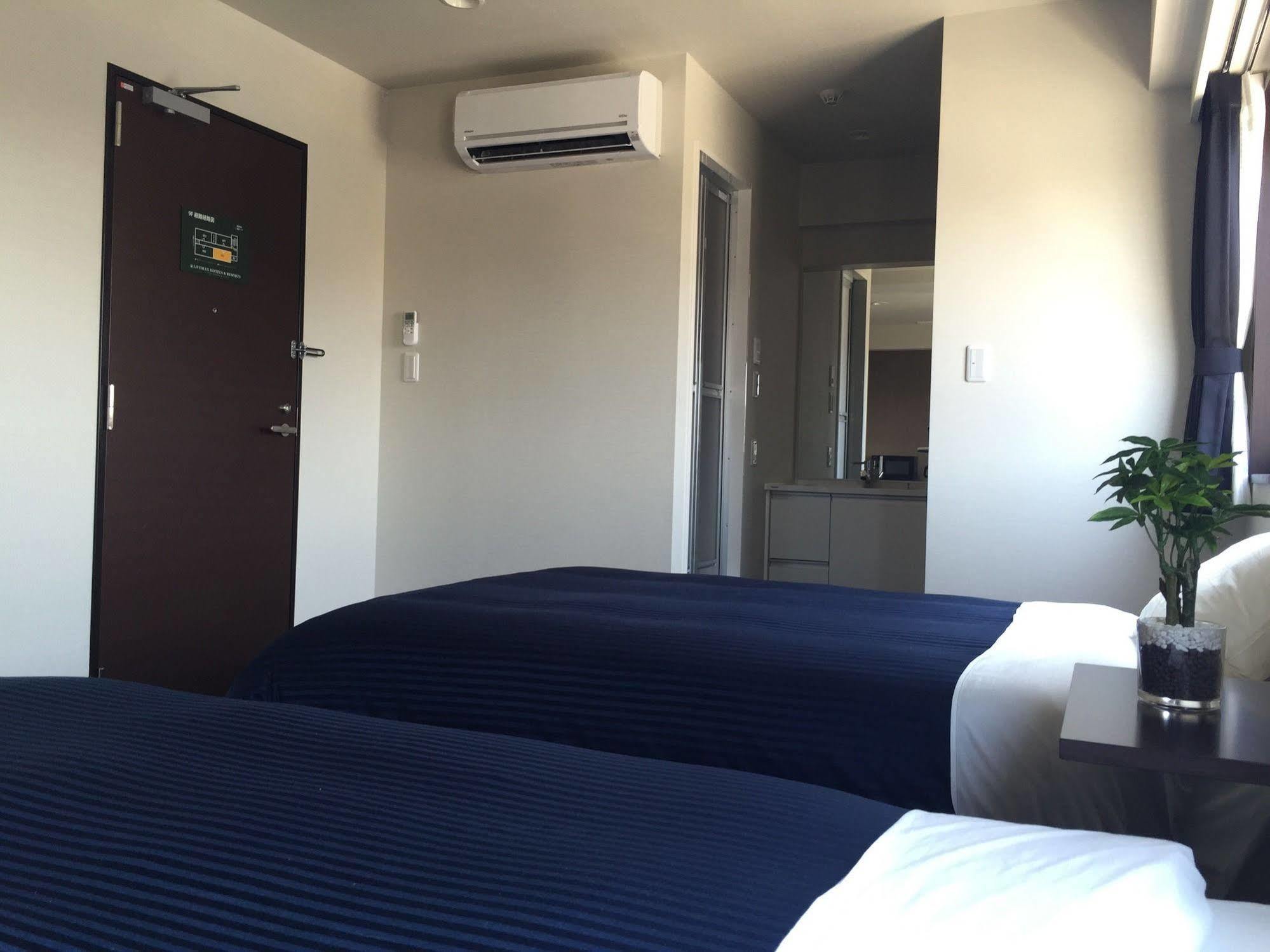 Hotel Livemax Kasai Ekimae Tokio Zewnętrze zdjęcie